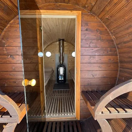 Domki, U Adama I Ewy Morska Bryza Gaski, Jacuzzi, Sauna Lejlighed Gąski